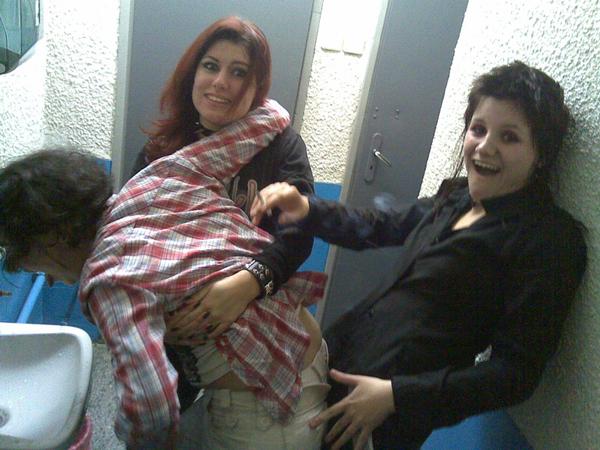 ���-�-��� ;)