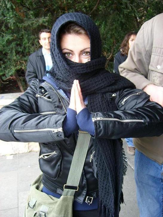 Ninja style, Skary Muvi style ...