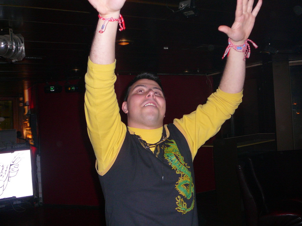 Put your hands up in the air!