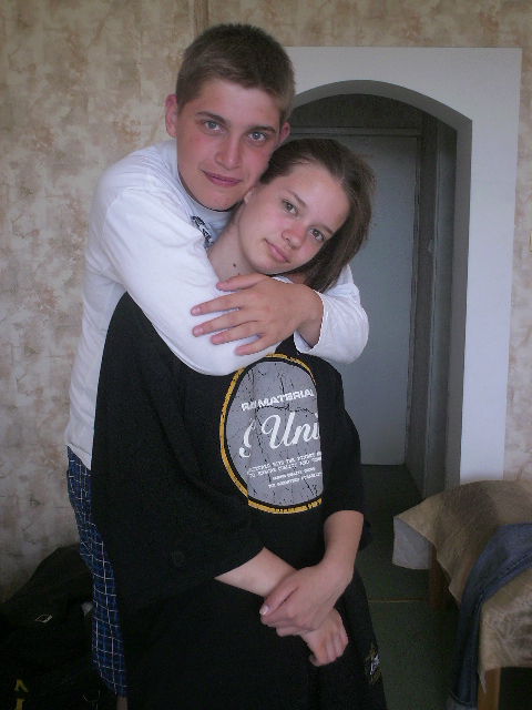 �� � ����