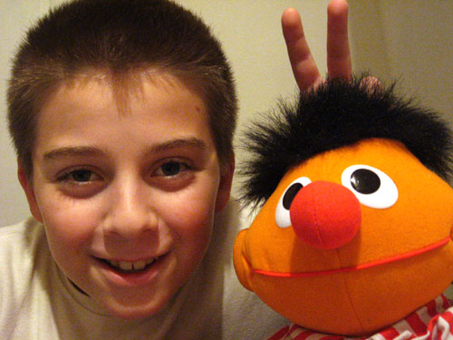 �� � ����