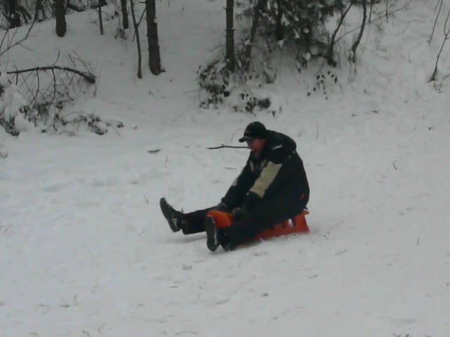 Мамо, мамо, искам си шейната! Мамо, мамо, искам си шейната!