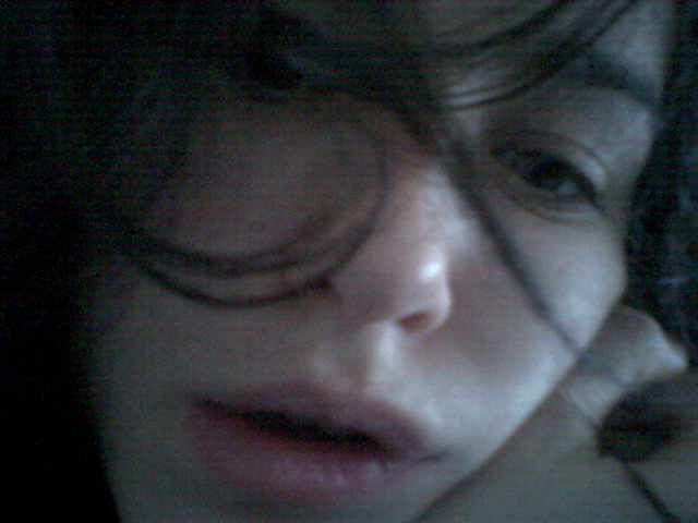 ����� ����