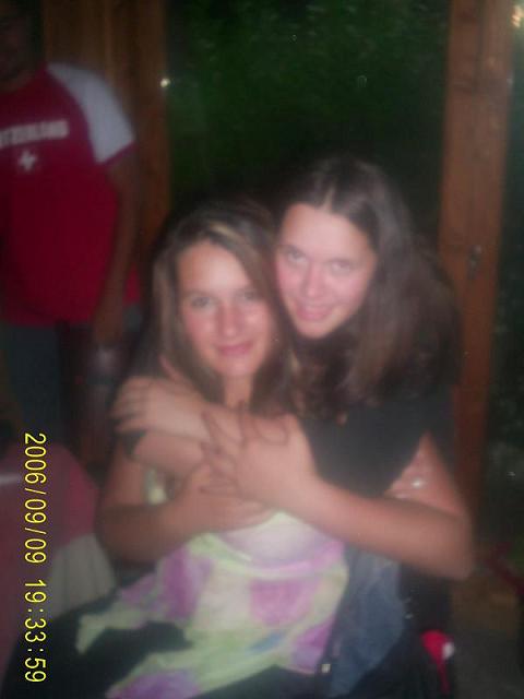 �� � ����